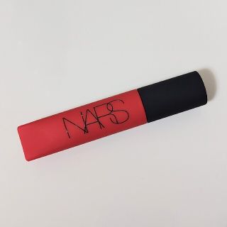 ナーズ(NARS)のNARS ナーズ エアーマットリップカラー レッド 00047 ブルベ(口紅)