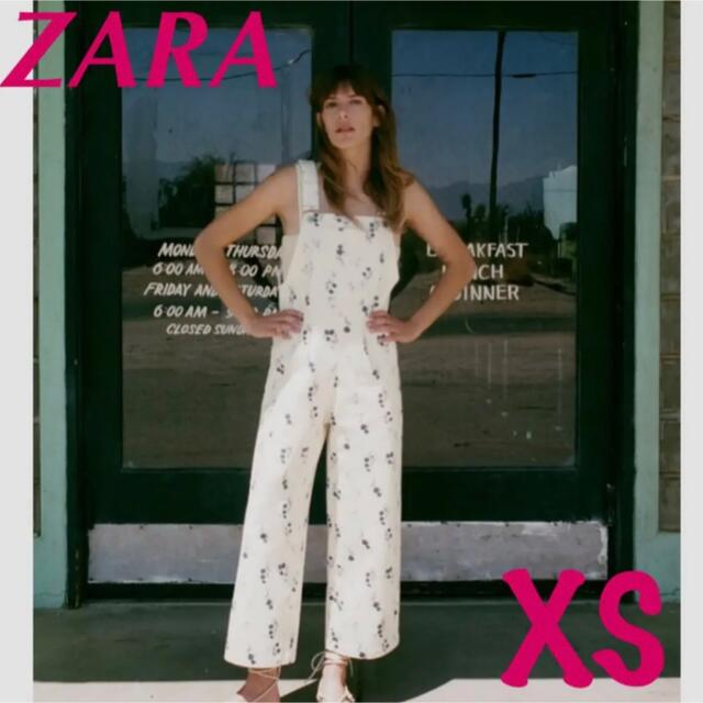 ZARA 【1日限定お値下げ中！】ZARA 新品未使用 フラワー柄サロペットの通販 by mire1220's shop｜ザラならラクマ