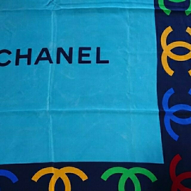 CHANEL(シャネル)のヴィンテージ CHANEL スカーフ レディースのファッション小物(バンダナ/スカーフ)の商品写真