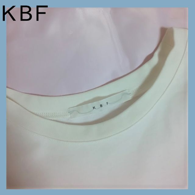 KBF(ケービーエフ)のKBF★チュールスリーブTEE レディースのトップス(カットソー(半袖/袖なし))の商品写真