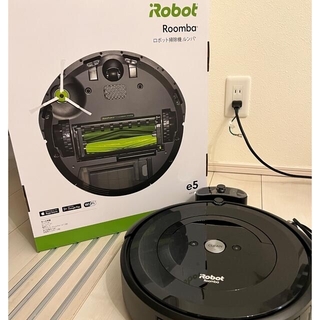 アイロボット(iRobot)の【ほぼ新品】Robot Roomba e5(掃除機)