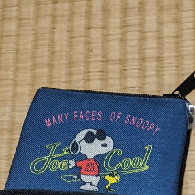 SNOOPY(スヌーピー)のスヌーピー　ミニポーチ エンタメ/ホビーのコレクション(その他)の商品写真