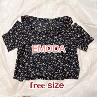 エモダ(EMODA)のEMODA　オフショルダーハーフスリーブシャツ ライトミックス　Fサイズ(シャツ/ブラウス(半袖/袖なし))