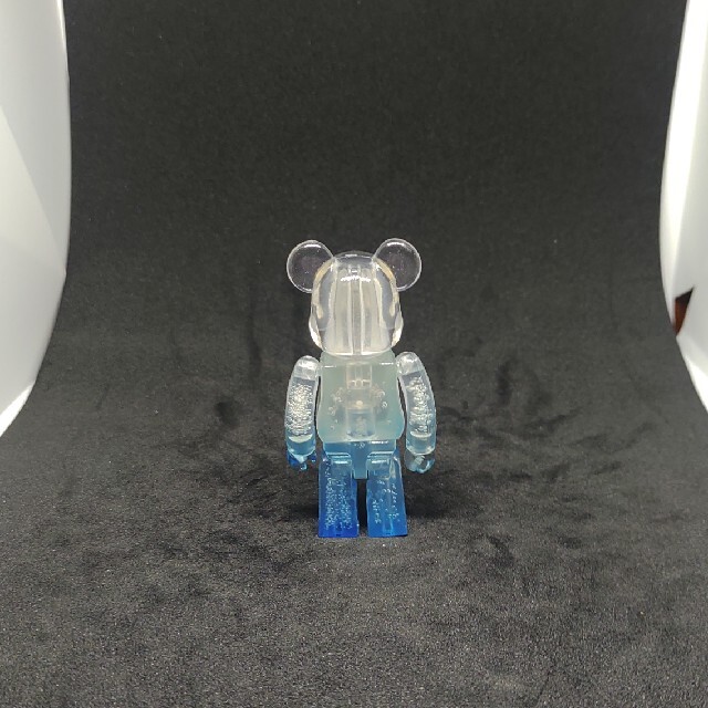 BE@RBRICK(ベアブリック)のベアブリック　シリーズ29 ジェリービーン アクアガッサータ 炭酸水 エンタメ/ホビーのおもちゃ/ぬいぐるみ(キャラクターグッズ)の商品写真