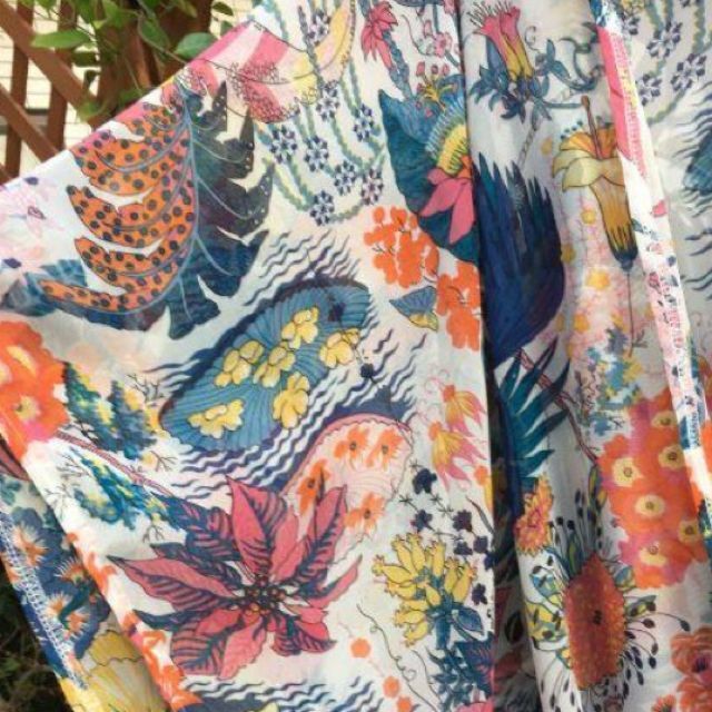 ＃夏〜✨Ｓ～ＸＬ✨大人気～(^^♪カラフル エスニック 総花柄✨ハーフ丈 ガウン レディースのトップス(カーディガン)の商品写真