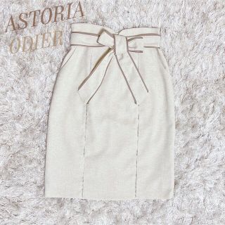 アストリアオディール(ASTORIA ODIER)のASTORIA＊タイトスカート ベージュ リボン(ひざ丈スカート)