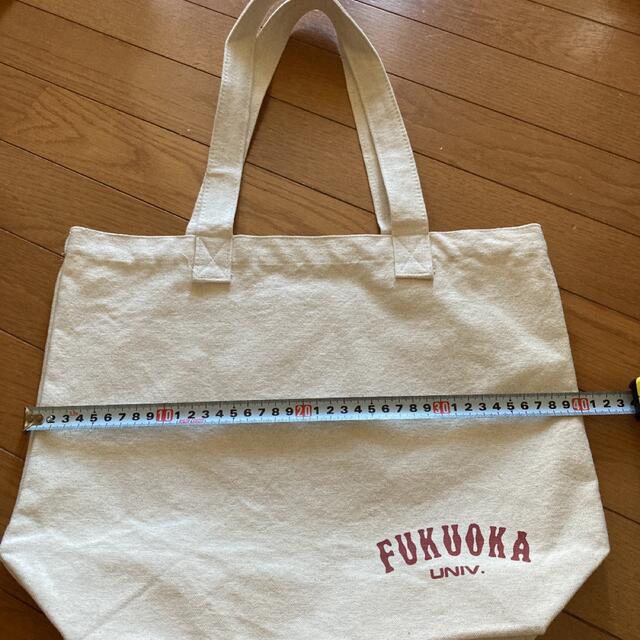 ノベルティトートバッグ　福岡大学 メンズのバッグ(トートバッグ)の商品写真