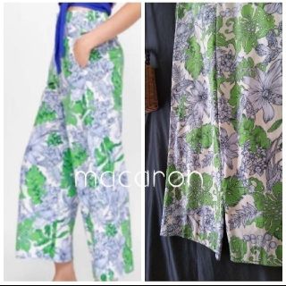 ザラ(ZARA)のご専用♡ZARAザラ人気ボタニカル柄 花柄ワイドパンツ緑グリーン完売ガウチョ(その他)