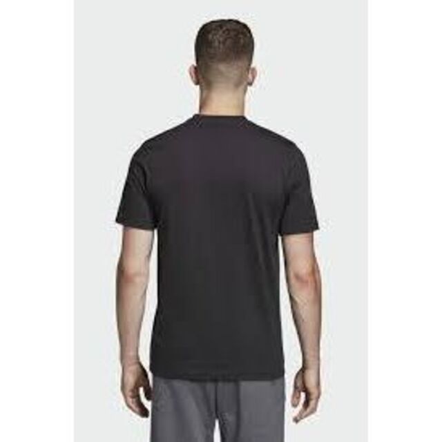 adidas(アディダス)のアディダス★Tシャツ　M　新品　ブラック　エッセンシャルズ　リニアロゴ　半袖 メンズのトップス(Tシャツ/カットソー(半袖/袖なし))の商品写真