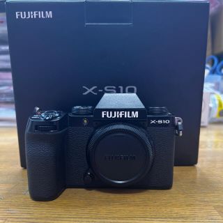 フジフイルム(富士フイルム)のfujifilm X-S10 本体のみ(ミラーレス一眼)