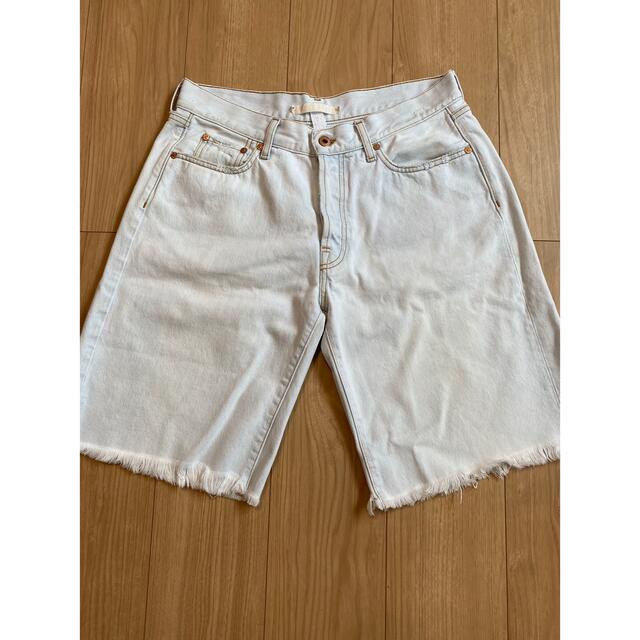 OFF-WHITE(オフホワイト)のOff-white Indigo Denim Short 32inc メンズのパンツ(ショートパンツ)の商品写真