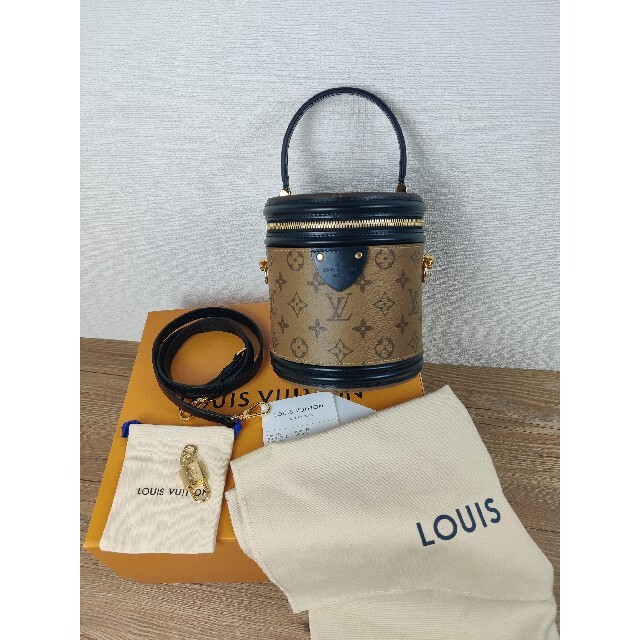 LOUIS VUITTON - ルイヴィトン カンヌ ショルダーバッグの通販 by H&