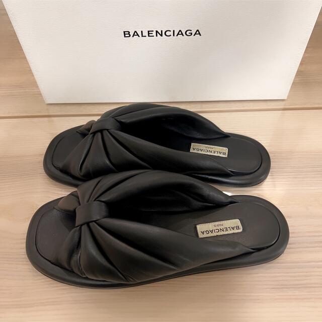 Balenciaga(バレンシアガ)のBALENCIAGA バレンシアガ フラットサンダル 36 レディースの靴/シューズ(サンダル)の商品写真