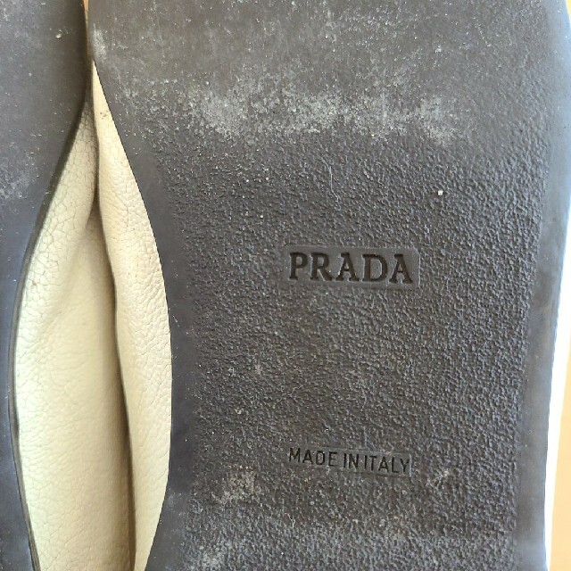 PRADA(プラダ)の大特価！PRADA(プラダ)メンズオフホワイト？ レザーシューズ 靴 メンズの靴/シューズ(スニーカー)の商品写真