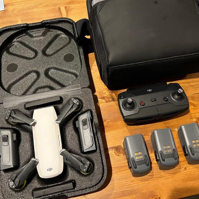 ホビーラジコン【値引き交渉◎】DJI spark ドローン / Fly More コンボ