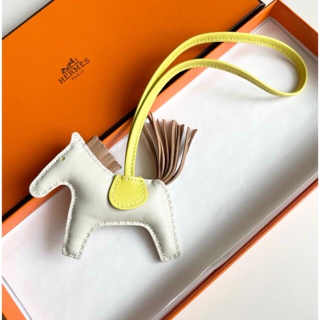 エルメス　HERMES ロデオ　チャーム　pm クレ　セザム　未使用品