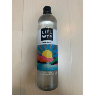 ライフウォーター　LIFE WTR LIFEWATER  1000ml ボトル(登山用品)