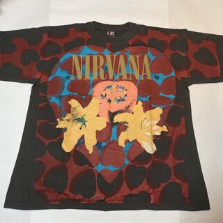 【良デザイン】NIRVANA Heart-Shaped Boxシャツ(Tシャツ/カットソー(半袖/袖なし))