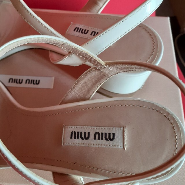 miumiu(ミュウミュウ)のミュウミュウ サンダル レディースの靴/シューズ(サンダル)の商品写真