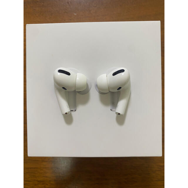 Apple(アップル)のAirpods Pro Apple 純正 スマホ/家電/カメラのオーディオ機器(ヘッドフォン/イヤフォン)の商品写真