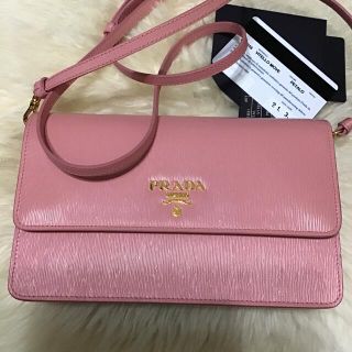 プラダ(PRADA)のプラダ ショルダーバッグ　美品　(ショルダーバッグ)