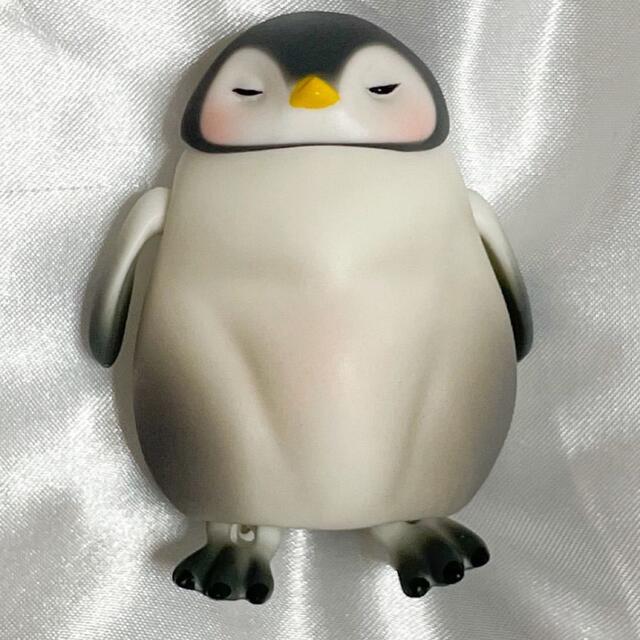 H-nest ペンギン GGumguin ドール 鳥　ペット　球体関節人形