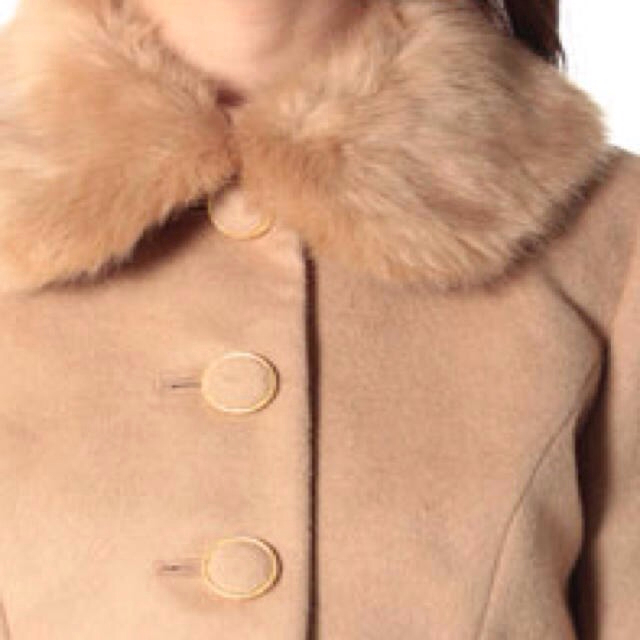 dazzlin(ダズリン)のdazzlin 襟ファー付ガーリーコート レディースのジャケット/アウター(ロングコート)の商品写真