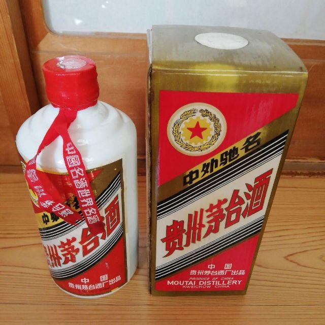 中国酒 貴州茅台酒 マオタイ酒 五星ラベル 53% 500ml 595g 未開栓