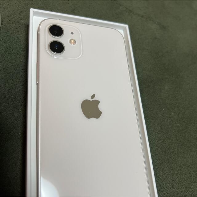 iPhone(アイフォーン)のバッテリー100% iPhone12 128GB ホワイト  スマホ/家電/カメラのスマートフォン/携帯電話(スマートフォン本体)の商品写真