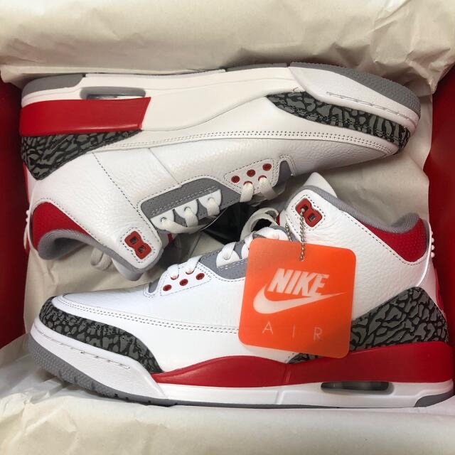 NIKE(ナイキ)のNike Air Jordan 3 OG Fire Red  27.5 メンズの靴/シューズ(スニーカー)の商品写真