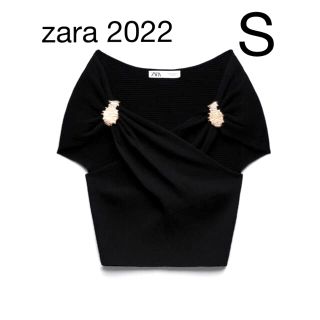 ザラ(ZARA)の本日限定❗️zara トップス ショート リブ 黒 オフショルダー ビジュー (シャツ/ブラウス(半袖/袖なし))