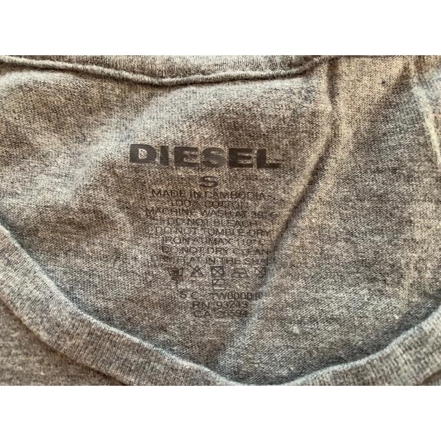 DIESEL(ディーゼル)のDIESEL Tシャツ　グレー　ホワイト メンズのトップス(Tシャツ/カットソー(半袖/袖なし))の商品写真