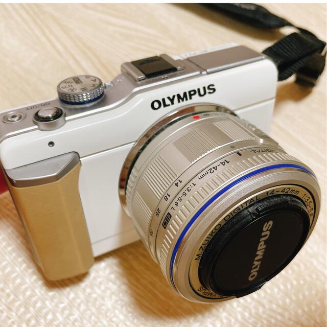 OLYMPUS(オリンパス)のOLYMPUS PEN　E-PL1(値下げ9/22) スマホ/家電/カメラのカメラ(ミラーレス一眼)の商品写真