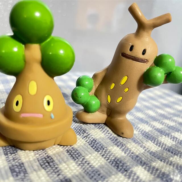 ポケモン(ポケモン)の𓊆 ポケモン指人形 ウソハチ ウソッキー 2点セット𓊇  エンタメ/ホビーのフィギュア(ゲームキャラクター)の商品写真