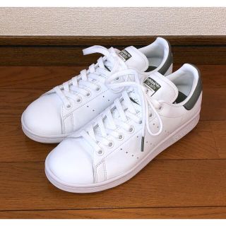 アディダス(adidas)の美品 adidas オリジナルス スタンスミス 23.5cm カーキ オリーブ(スニーカー)