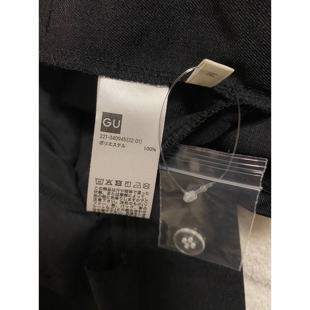 GU(ジーユー)のGU ハイウエスト　カラーストレート　スラックス　黒　M レディースのパンツ(カジュアルパンツ)の商品写真
