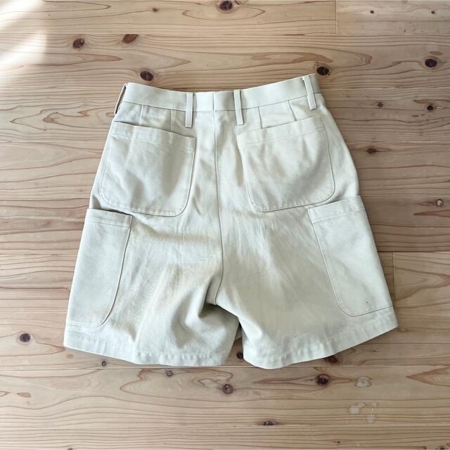 セール低価 COMOLI - NEAT The Katsuragi Cargo Shortsの通販 by