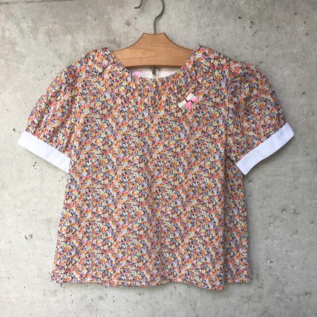 familiar(ファミリア)のfamiliar ブラウス　130サイズ キッズ/ベビー/マタニティのキッズ服女の子用(90cm~)(Tシャツ/カットソー)の商品写真