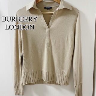 バーバリー(BURBERRY)のBURBERRY バーバリーロンドン 襟付き　ニット　ホースロゴ　ベージュ　M(ニット/セーター)