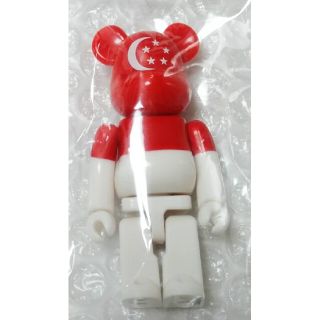 ベアブリック(BE@RBRICK)のベアブリック　BE@RBRICK　シンガポール国旗(フィギュア)