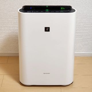 シャープ(SHARP)のSHARP 空気清浄機 KC-D70 2014年製(空気清浄器)