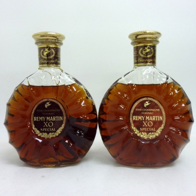 商品詳細未開封★REMY MARTIN【レミーマルタン】 XO スペシャル 旧 2本セット 700ml 箱なし