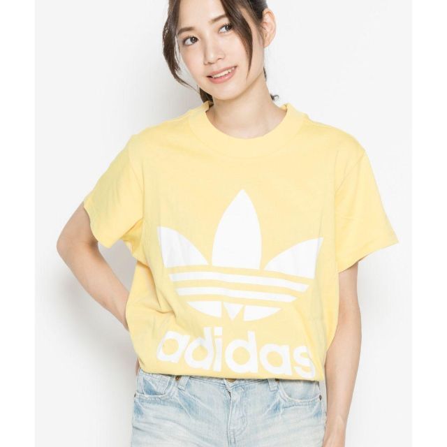 adidas(アディダス)のadidas サンドベージュ 半袖Tシャツ ビッグロゴ アディダス メンズ L メンズのトップス(Tシャツ/カットソー(半袖/袖なし))の商品写真