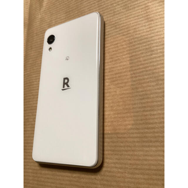 Rakuten(ラクテン)の楽天ミニ　ホワイト スマホ/家電/カメラのスマートフォン/携帯電話(スマートフォン本体)の商品写真