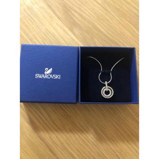 スワロフスキー(SWAROVSKI)の【美品‼︎】スワロフスキー　二重リングネックレス681251(ネックレス)