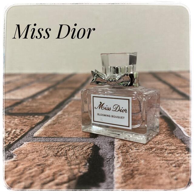 Dior(ディオール)のほぼ未使用　箱なし　ミス ディオール ブルーミング　ブーケ　5ml コスメ/美容の香水(香水(女性用))の商品写真