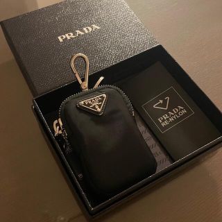 プラダ(PRADA)のポーチ(ポーチ)