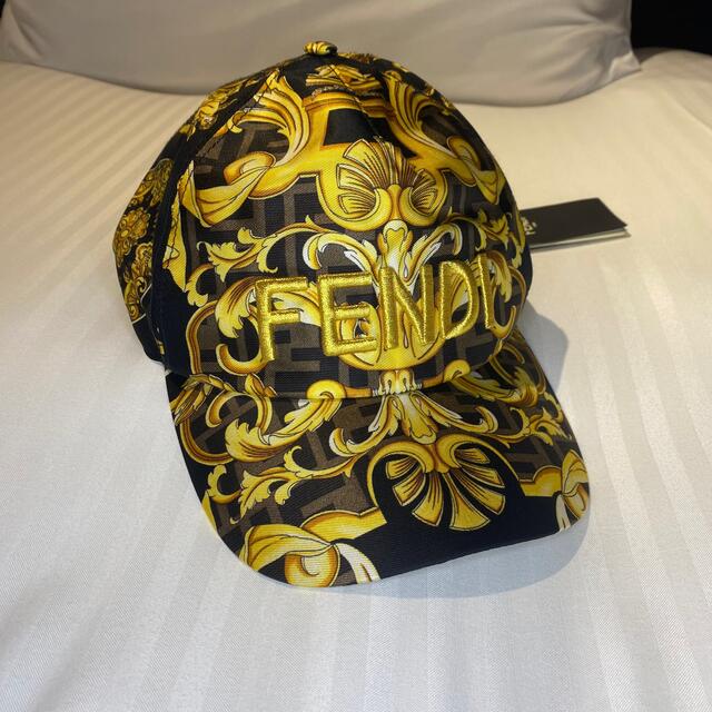 海外輸入】 FENDI - FENDI x VERSACE Fendace ベースボールキャップ