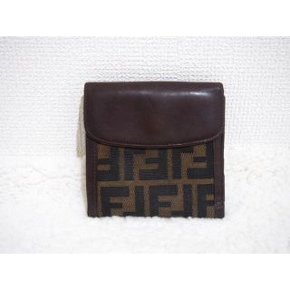 FENDI(折り財布)のフリマアイテム一覧 FENDI(折り財布)のフリマアイテム一覧