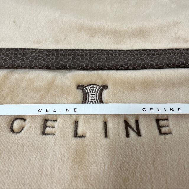 celine(セリーヌ)の【新品】セリーヌ★CELINE★アクリル毛布★マカダム柄★140×200サイズ インテリア/住まい/日用品の寝具(毛布)の商品写真